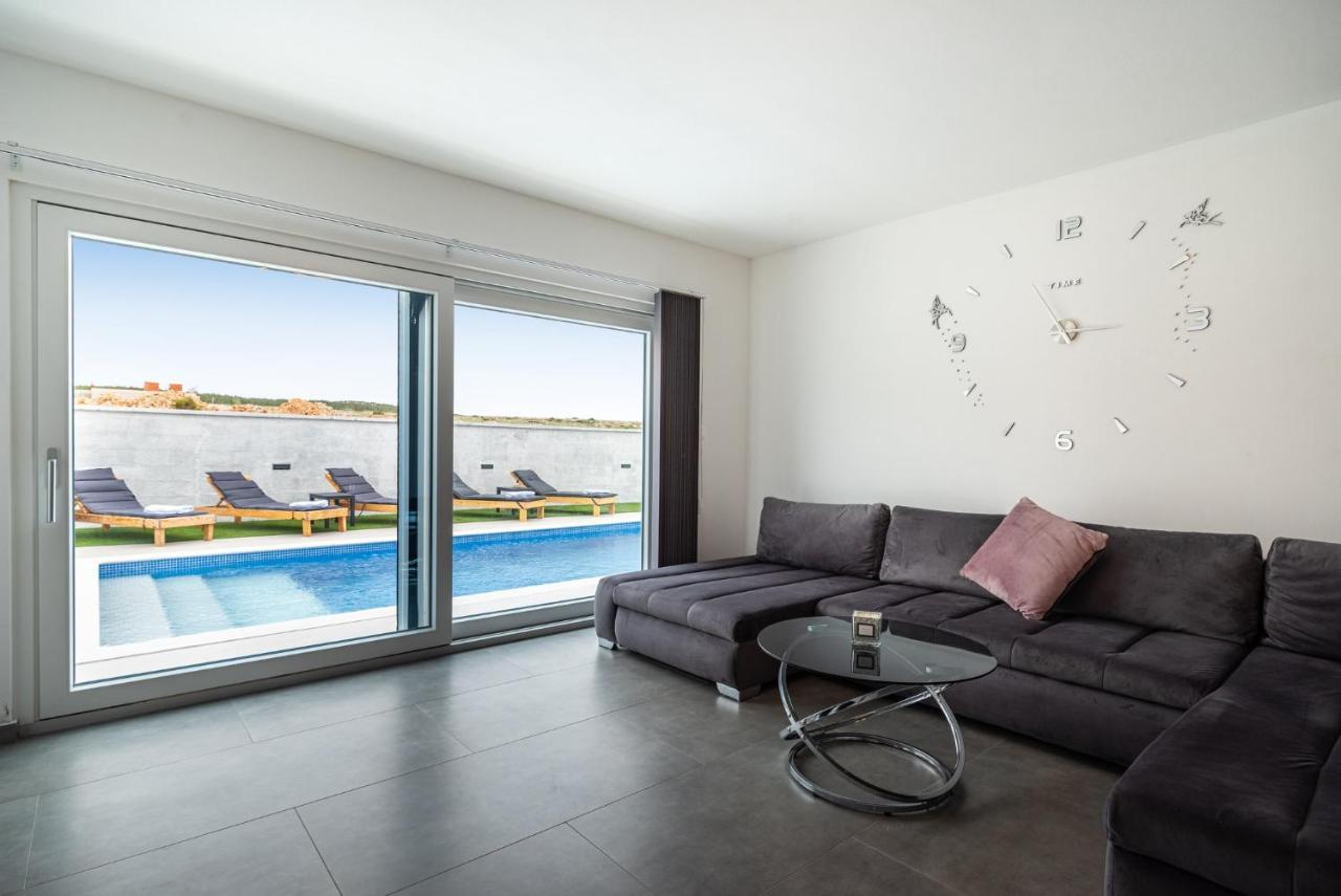 Luxury Villa Noemi Razanac Luaran gambar