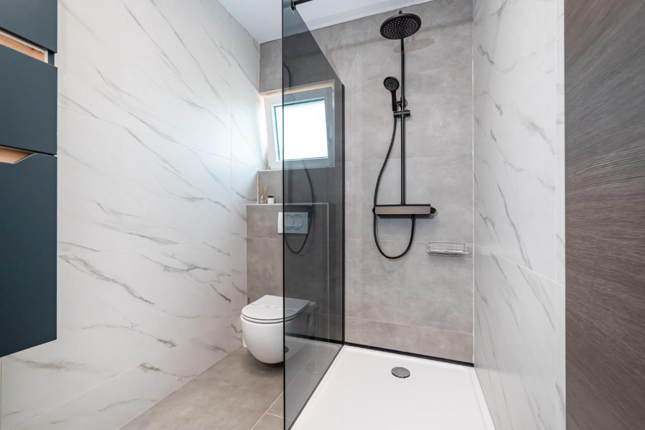 Luxury Villa Noemi Razanac Luaran gambar